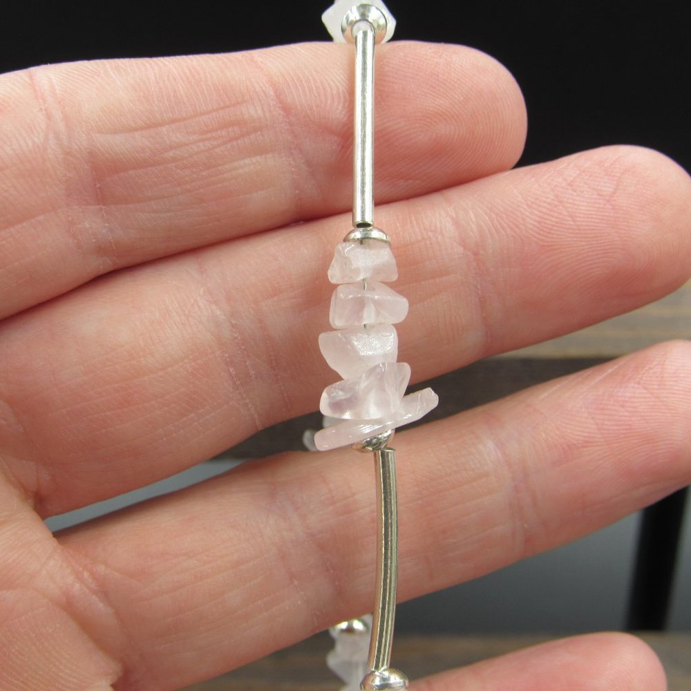 7" Sterling Silver Simple Rose Quartz Chips Bracelet Vintage - Picture 2 of 6